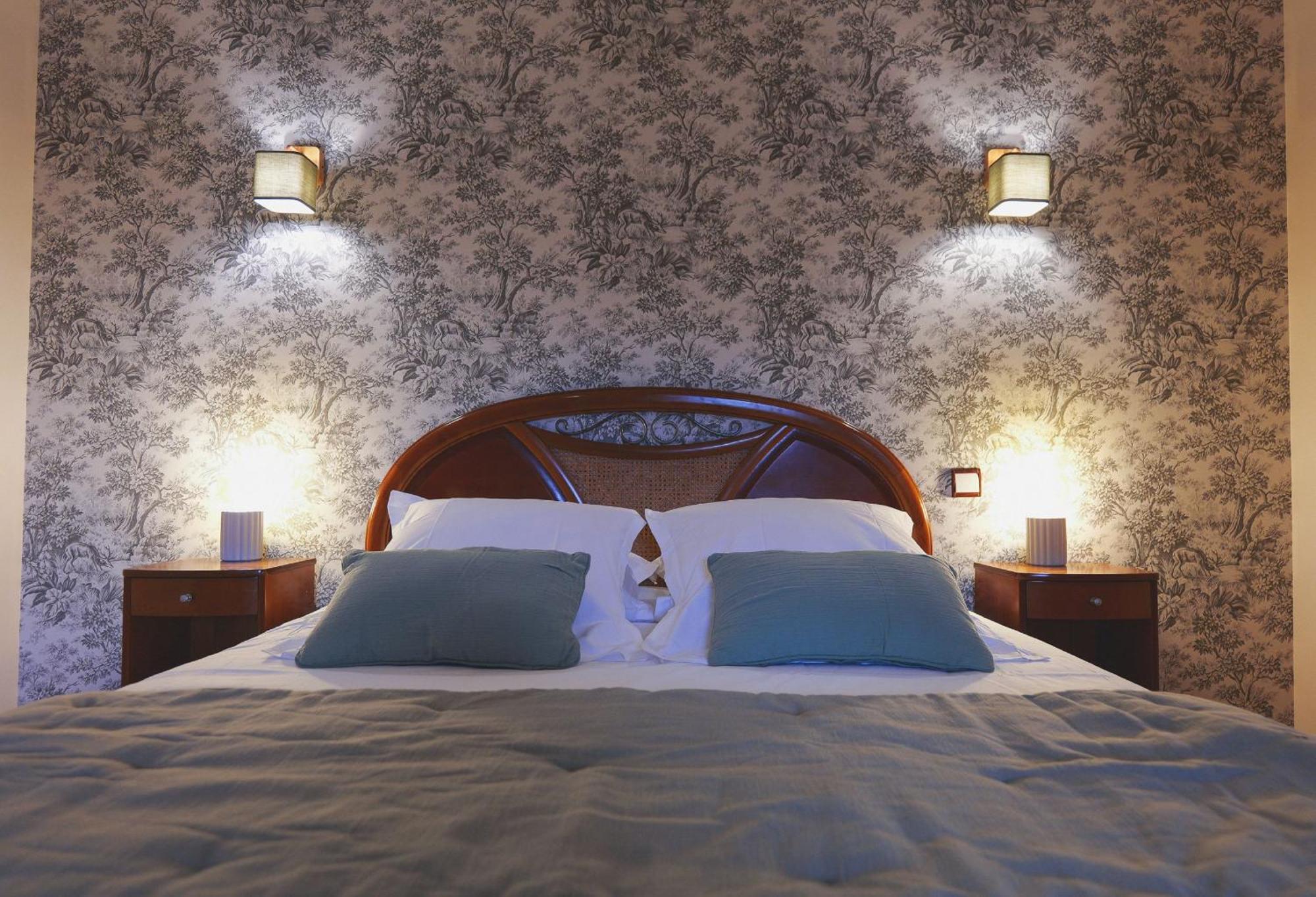 Auberge Du Cheval Blanc - Teritoria Selles-Saint-Denis Exteriör bild